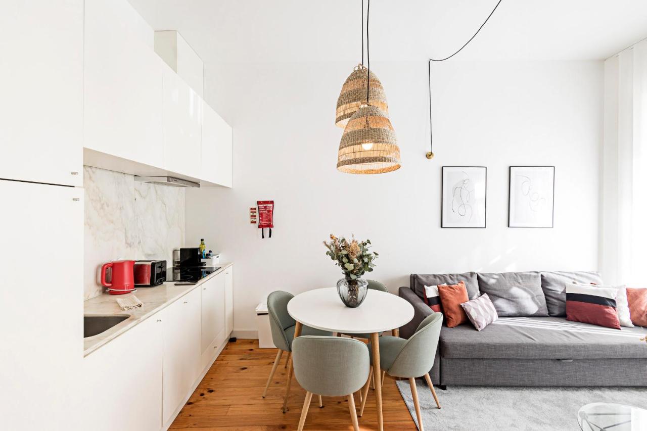 Apartamento Lovelystay - Cativo Studio Downtown By Metro Station Oporto