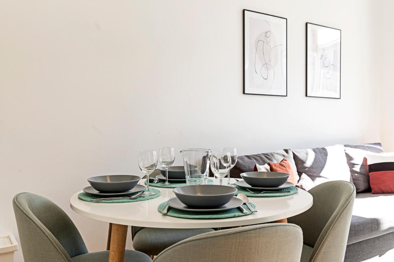 Lovelystay - Cativo Studio Downtown By Metro Station Apartamento Oporto